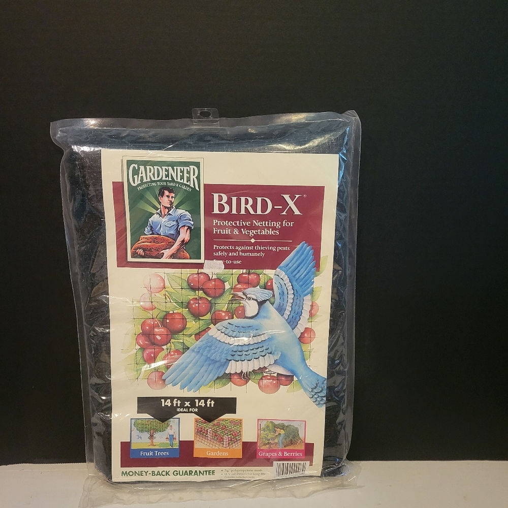 Gardeneer 14 ft x 14 ft Bird-X Protective Netting